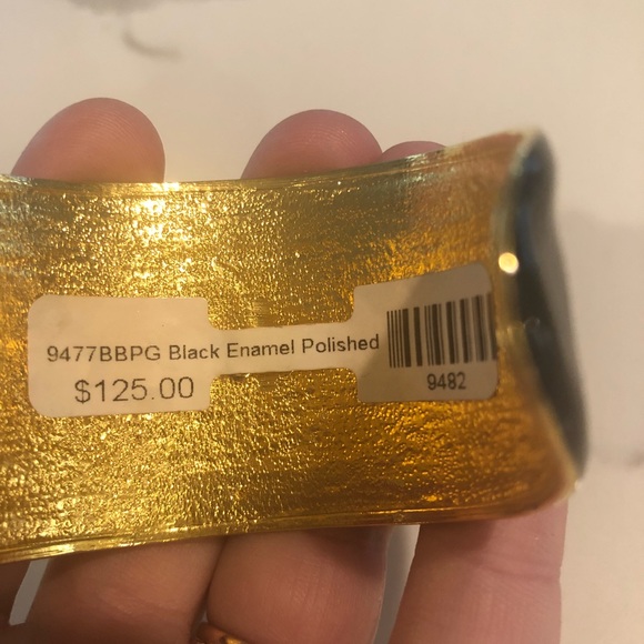 CC Skye black and gold cuff - Picture 3 of 6